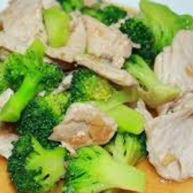 38.  Broccoli (Pad Broccoli)
