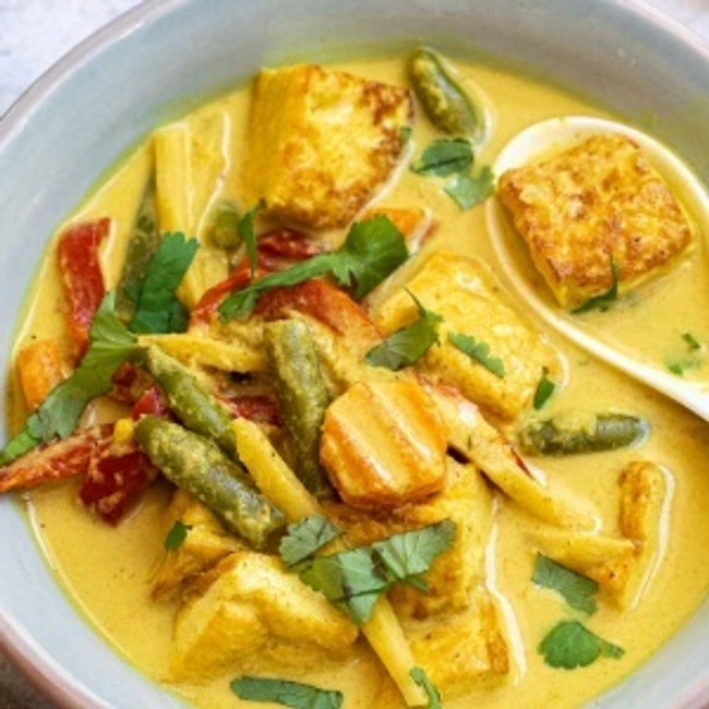 18. Yellow Curry
