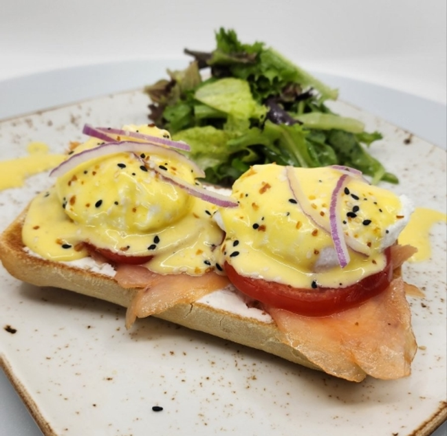 Everything Smoked Salmon Eggs Benedict