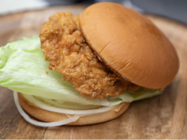 CRISPY CHICKEN SANDWICH