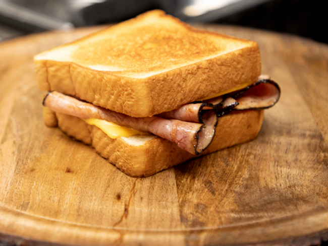 GRILLED HAM & CHEESE