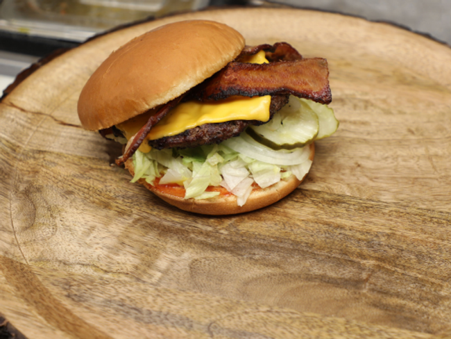 BACON CHEESEBURGER