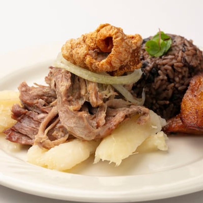 LECHON ASADO FAMILY STYLE (FEEDS 5)