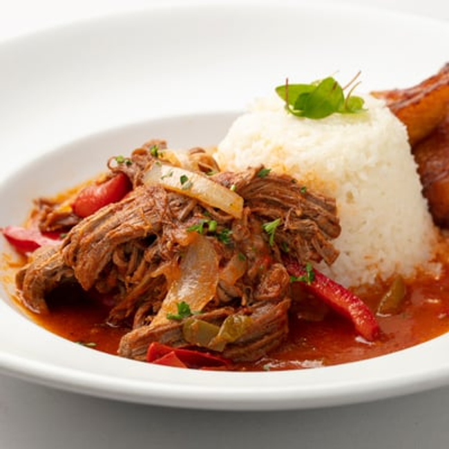 ROPA VIEJA FAMILY STYLE (FEEDS 5)
