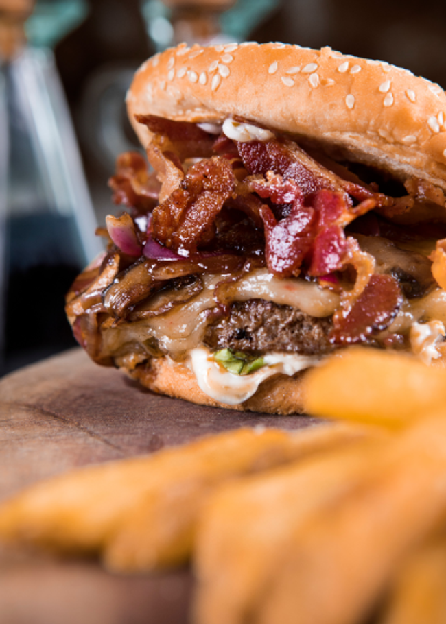 BEEF BACON CHEESEBURGER