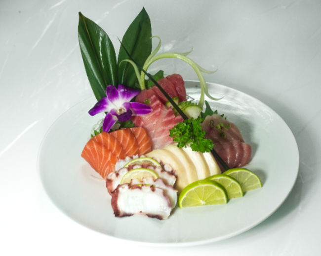Sashimi Combination(3 choice)-9pcs