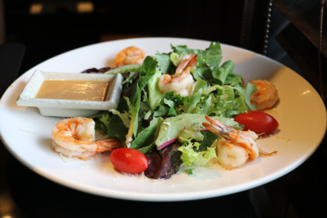 Grill Shrimp Garden Salad
