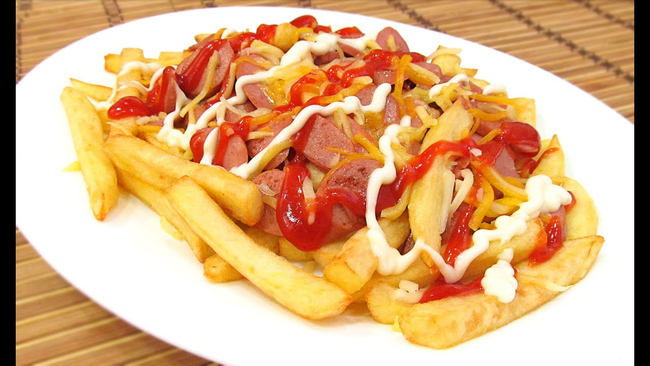 Salchipapas