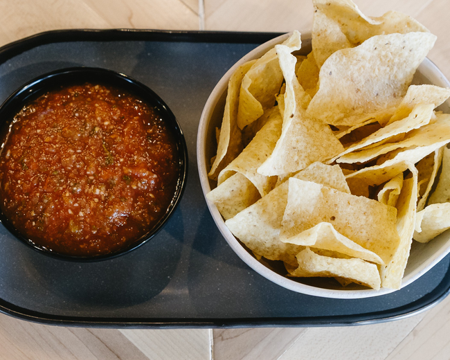 CHIPS & SALSA