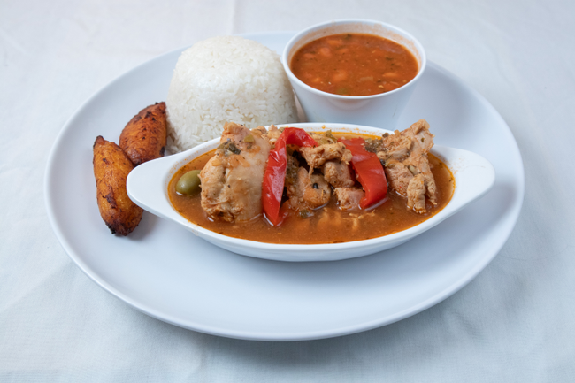 Pollo Guisado