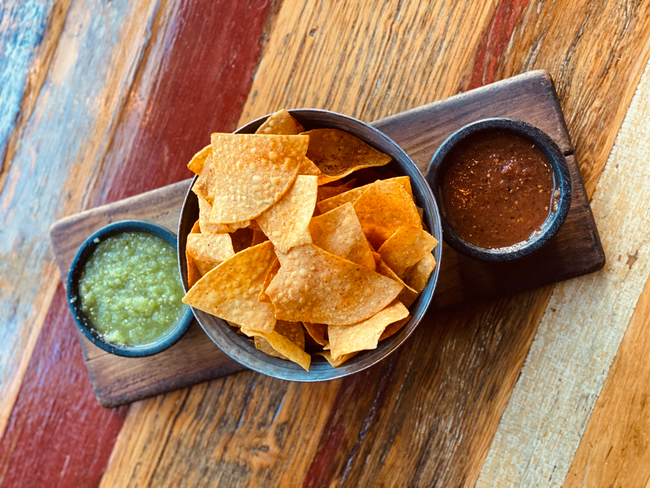 CHIPS & SALSA