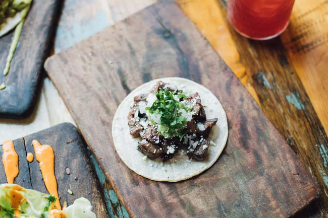 STEAK ARRACHERA TACO