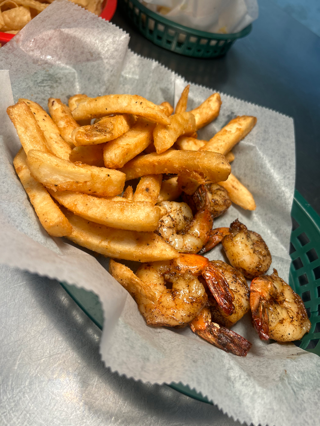 6 Shrimp & Fries