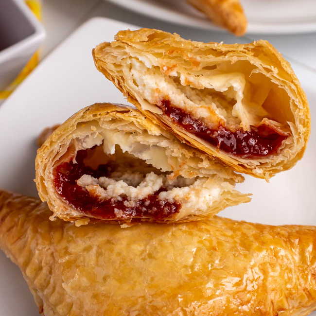 Pastelito de Guayaba y Queso-
