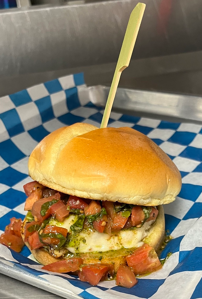 GRILLED CHICKEN CAPRESE SAMMY
