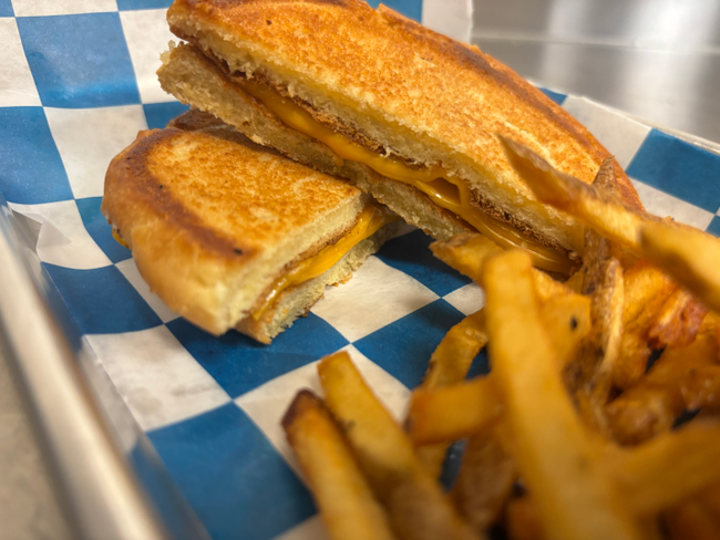KIDS GRILLED CHEESE