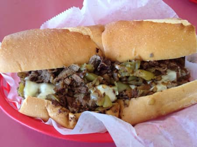 #13 CHEESE STEAK HOGIE