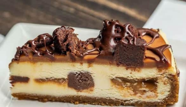 Caramel Brownie Bite Cheesecake