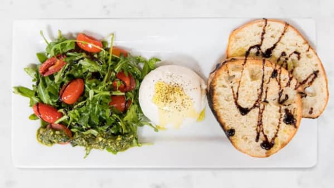Burrata Caprese