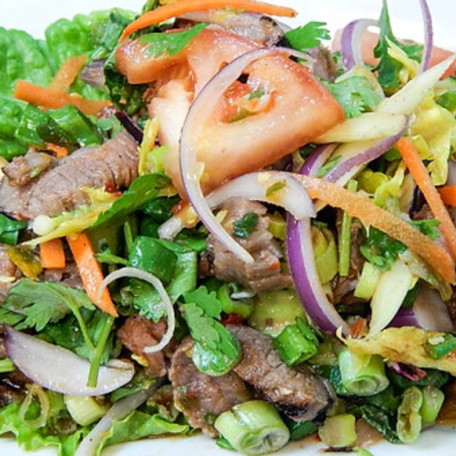Yum Nua Salad