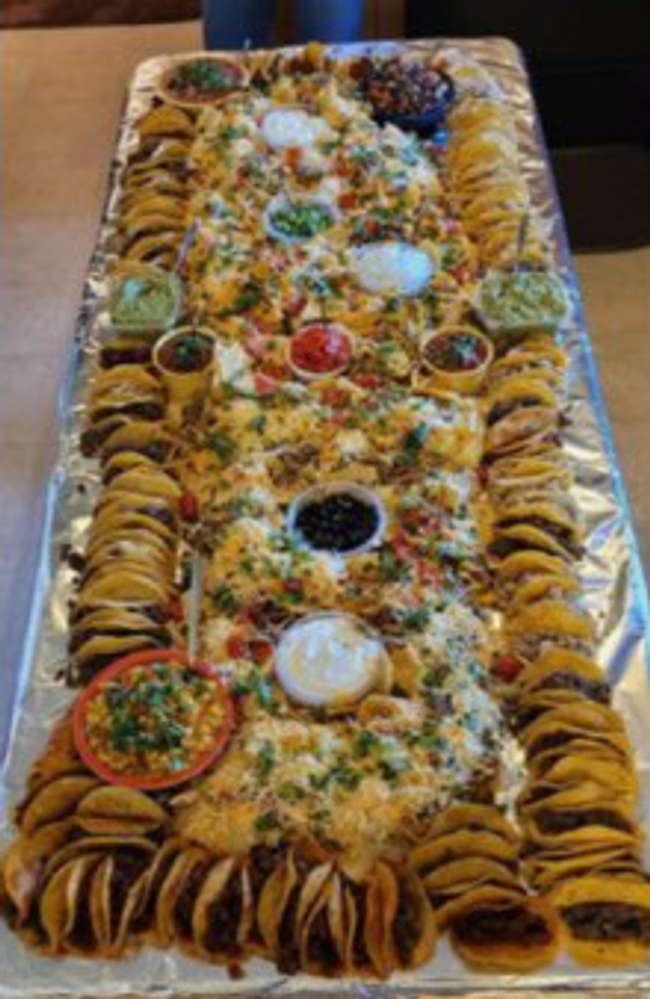 Large-Tray Meat for Tacos and 90 tortillas
