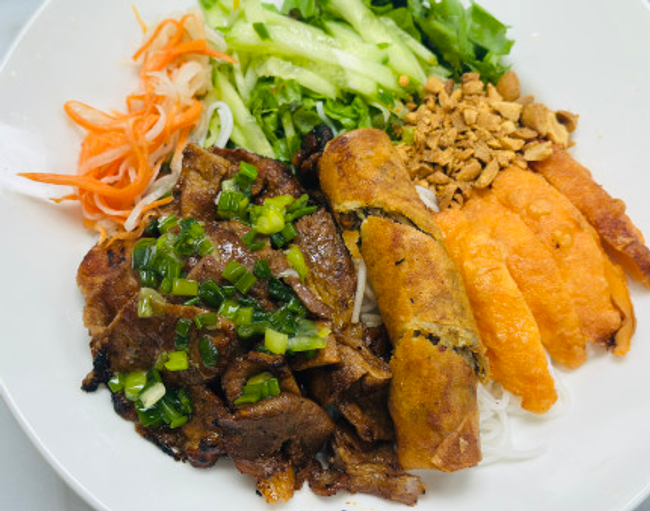 B1. Bun Thit Nuong Dac Biet/Special Vermicelli Dish