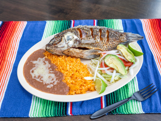 Mojarra Frita Plate