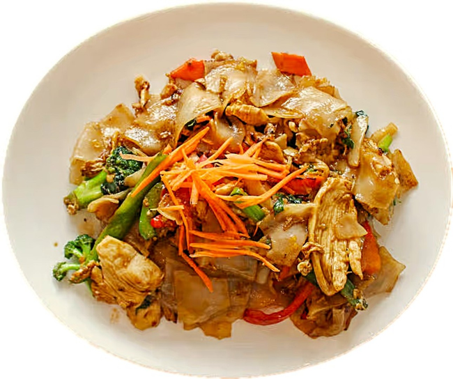 Pad Kee Mao ( Drunken Noodle)