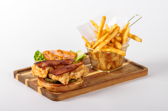 Chicken Club Burger