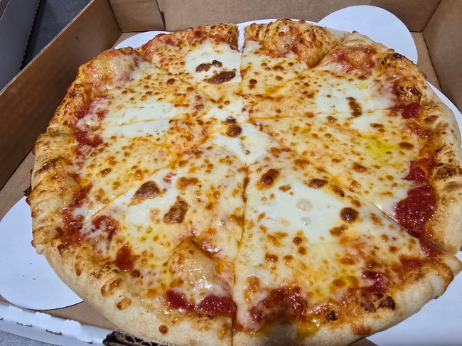 Ultimate Cheese Pizza - Cracker Thin Crust ( 12 inch)
