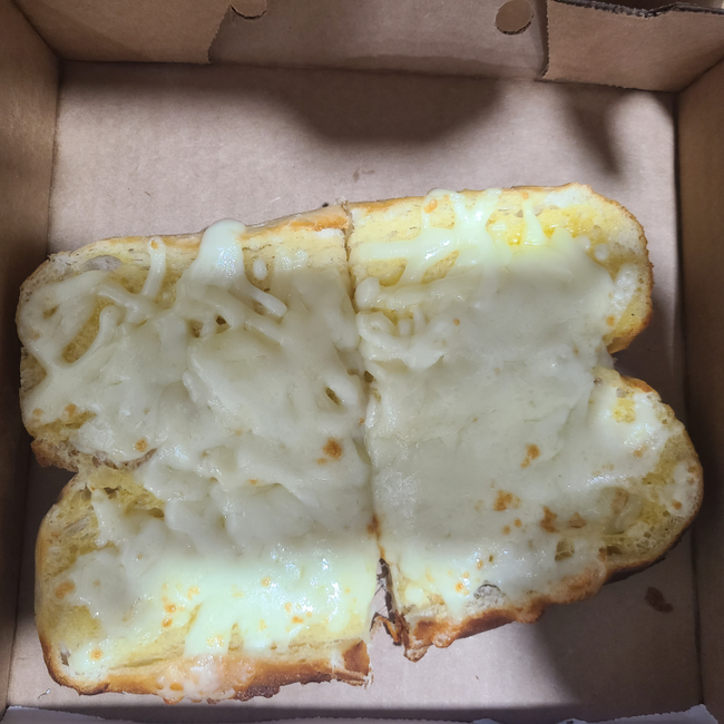 Garlic Cheese Bread