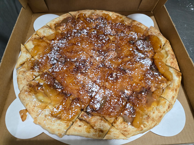 Limited Carmel Apple 12 inch Pizza