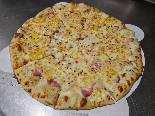Chicken Cordon Bleu Pizza - 8"
