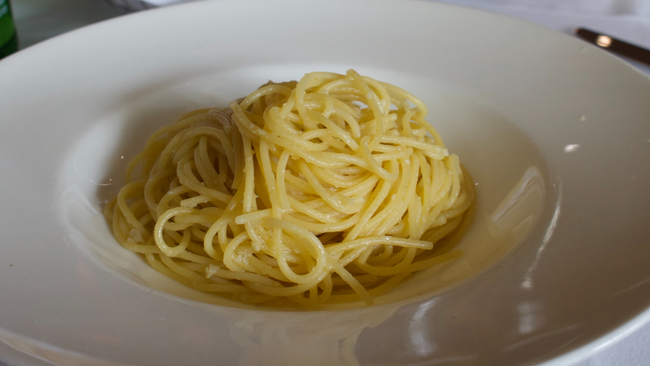 SPAGHETTI GARLIC & OIL