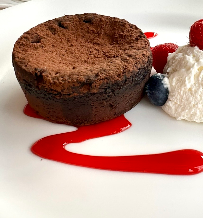 FLOURLESS CHOCOLATE CAKE