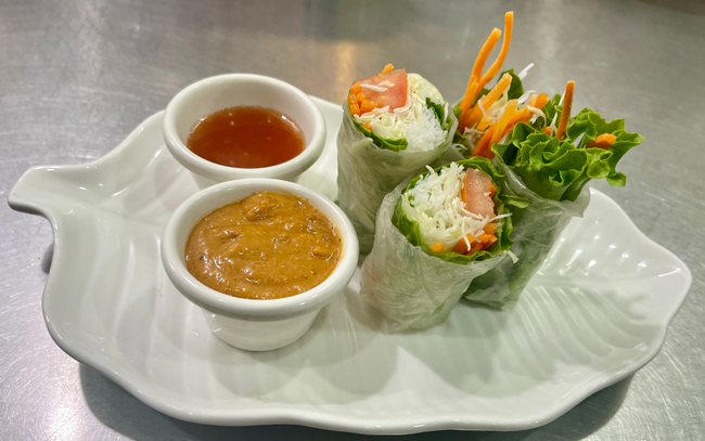 Fresh Spring rolls (Half order 2 )