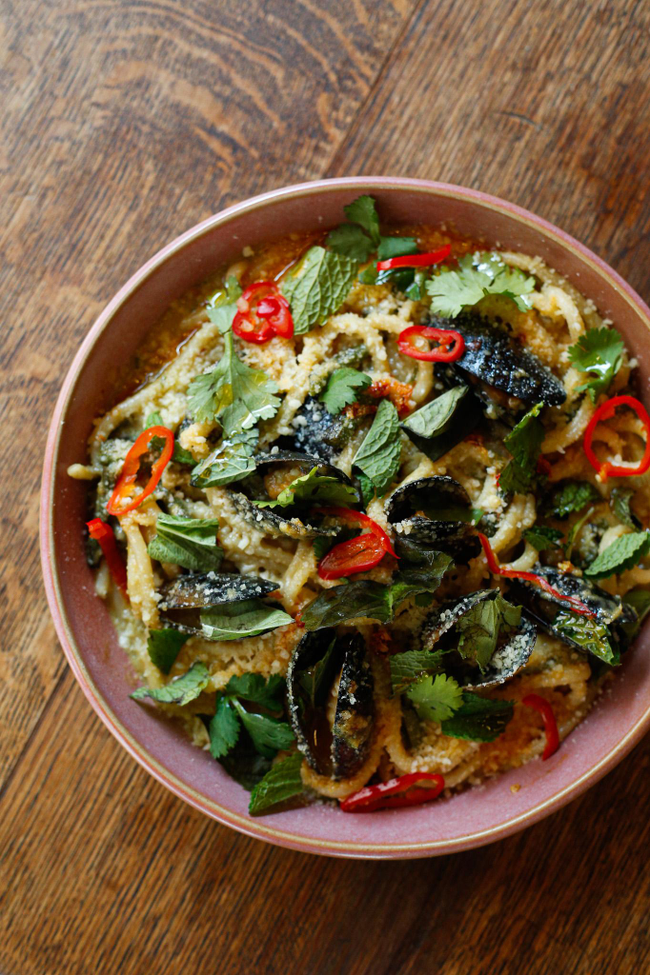 Thai Curry Mussels