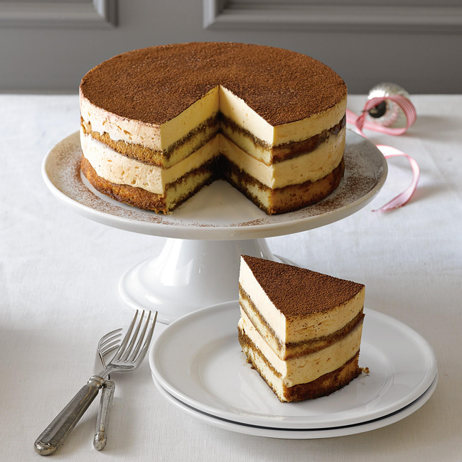 Tiramisu Cake
