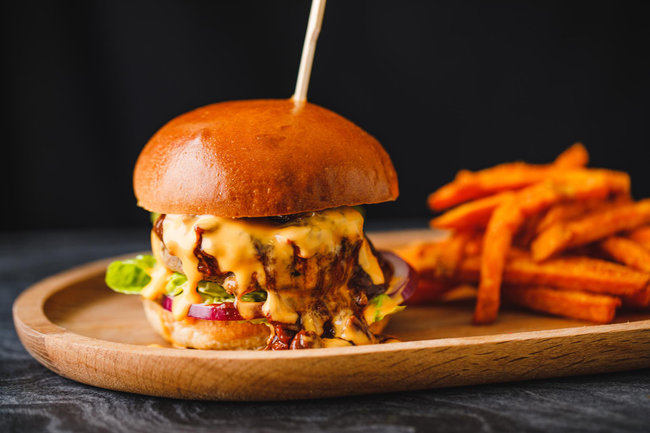 Double Cheeseburger With Fries