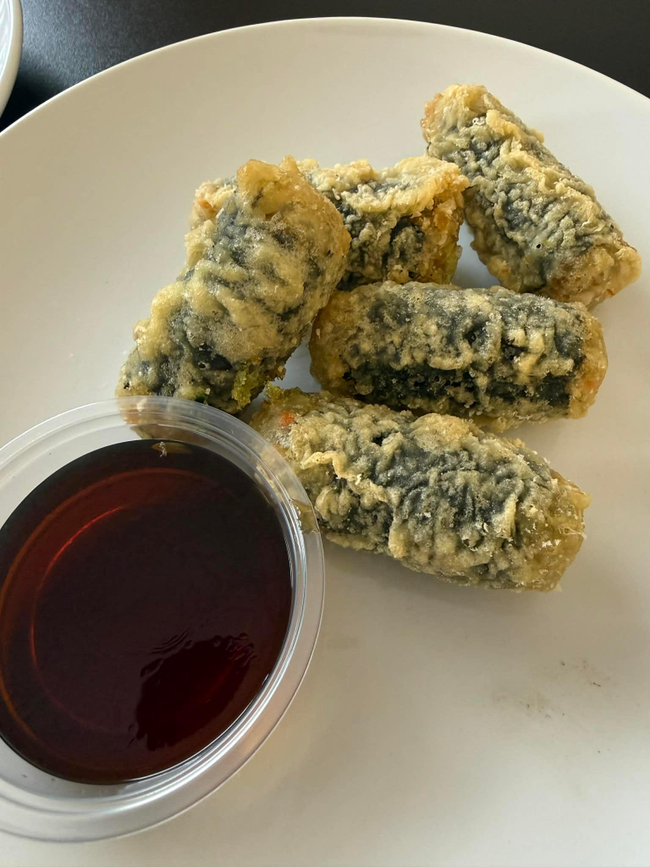 Deep Fried Seaweed Rolls