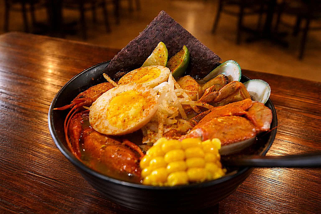 Seafood Base Ramen Noodle