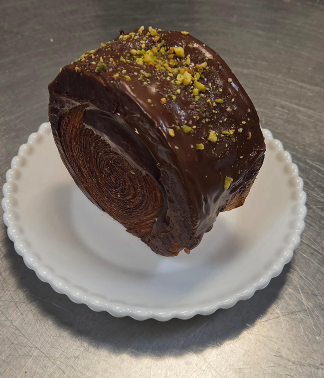 Dubai Chocolate Roll