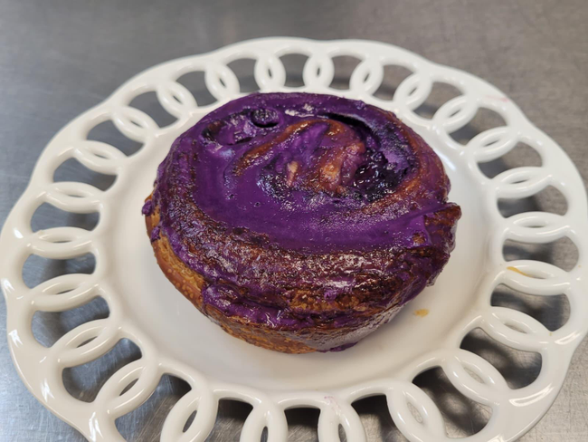 Ube Mochi  Roll