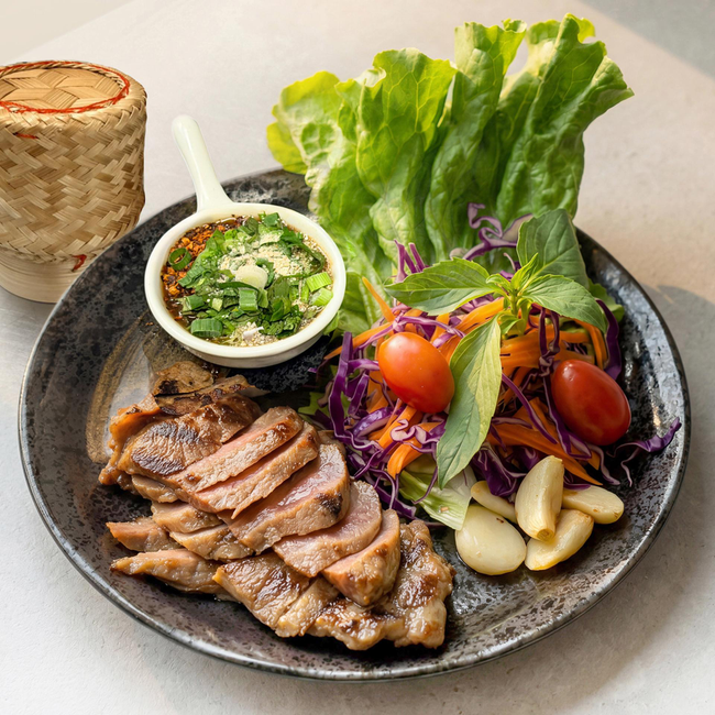 Crying Tiger Beef/ and Sticky Rice