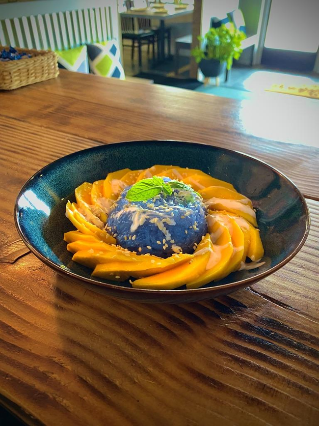 Mango With Sticky Rice