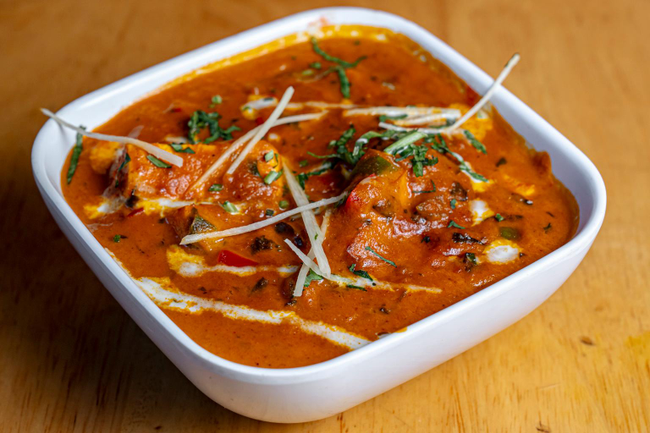 Chuja Khas Chicken Lababdar