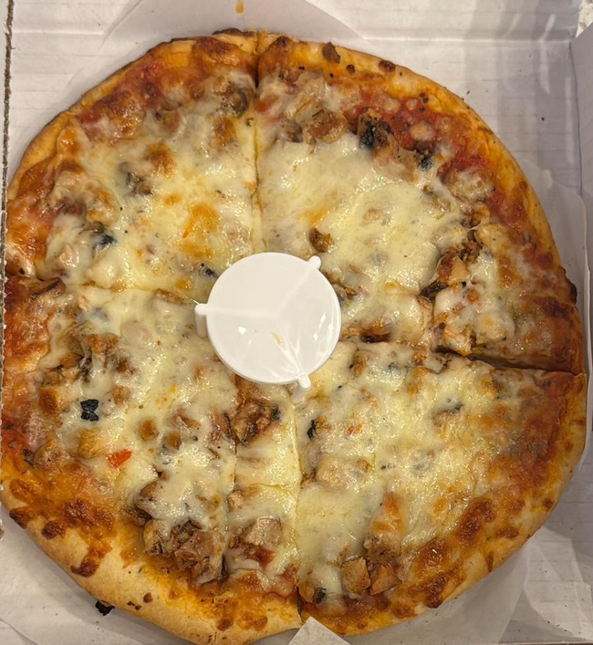 Personal Pizza with Chicken