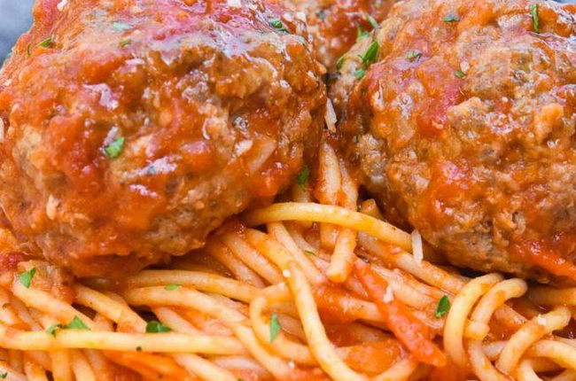 Spaghetti & Meatballs