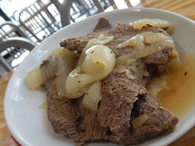 Plato Steak and Onions Biste encebollado