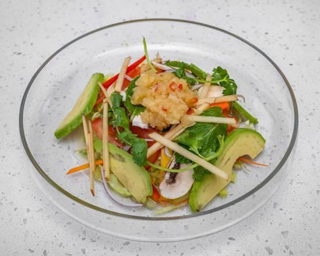 Signature Dressing Salad
